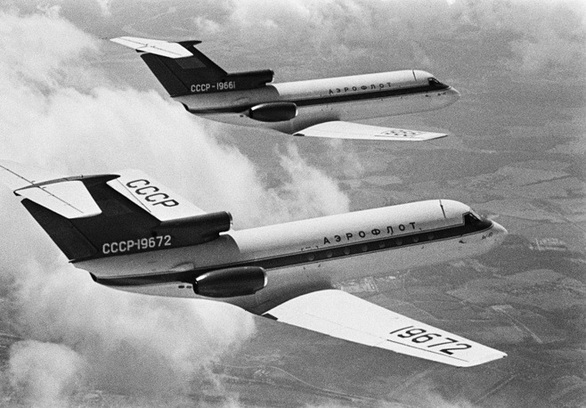 Пассажирские самолеты Як-40, 1967 год