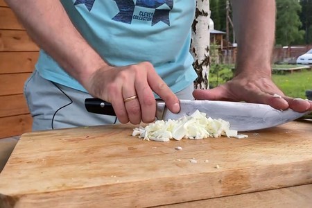 Свекольник с хреном на кефире. альтернатива окрошке: фото шаг 3 Свекольник с хреном на кефире. альтернатива окрошке: фото шаг 3