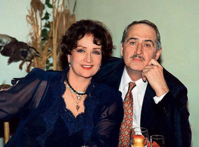 Актриса с мужем, Валерием Тарасевским | Фото: biography-life.ru Актриса с мужем, Валерием Тарасевским | Фото: biography-life.ru