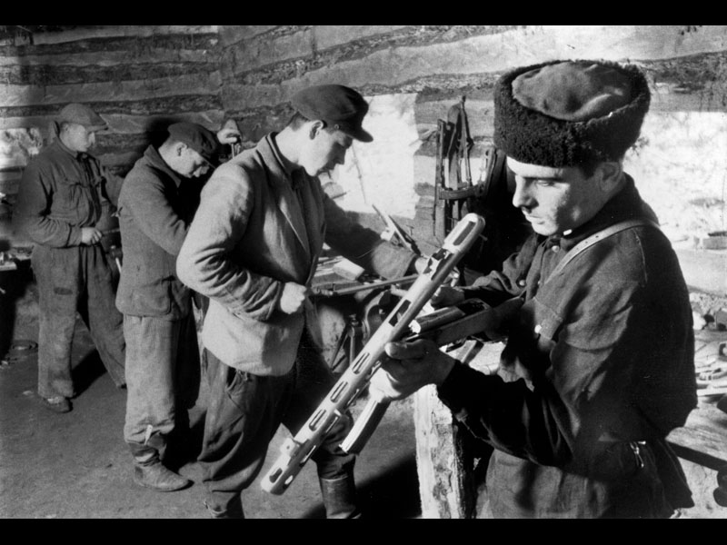 «Народные мстители»: как воевали советские партизаны во время войны «Народные мстители»: как воевали советские партизаны во время войны