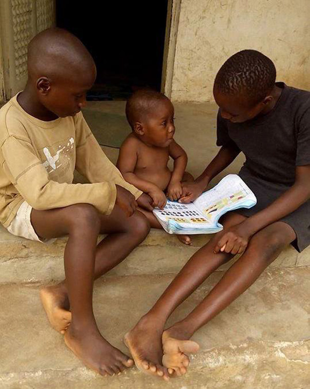 nigerian-starving-thirsty-boy-first-day-school-anja-ringgren-loven-20