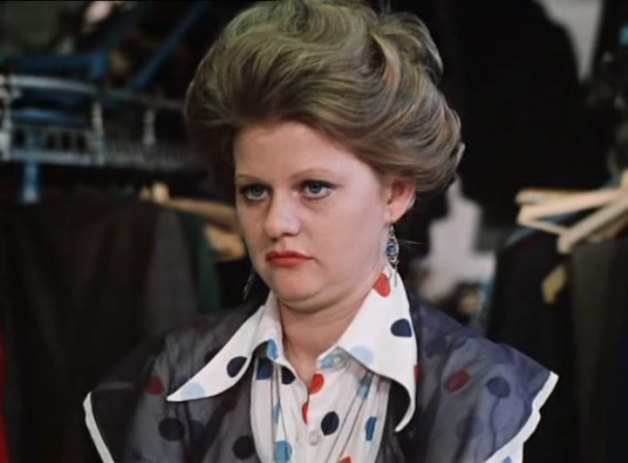 Ирина Муравьева в фильме *Москва слезам не верит*, 1979 | Фото: kino-teatr.ru Ирина Муравьева в фильме *Москва слезам не верит*, 1979 | Фото: kino-teatr.ru