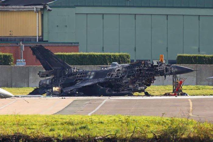 Когда всю жизнь мечтал пострелять из пушки F-16| Фото: Pikabu. Когда всю жизнь мечтал пострелять из пушки F-16| Фото: Pikabu.