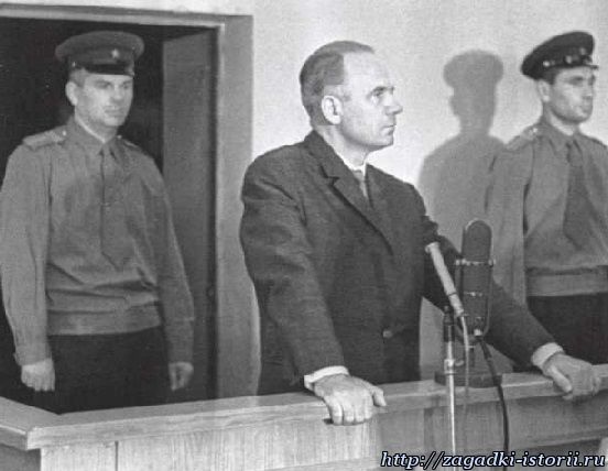 Олег Пеньковский на суде Пеньковский - охота на «Крота»