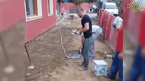 Когда удлинитель коротковат, а работать надо Когда знаешь, что для тебя нет ничего невозможного
(15 фото + 3 гиф)