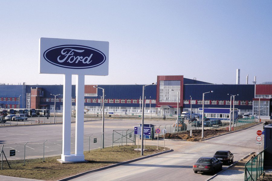 Над заводами Ford в России нависла угроза закрытия Над заводами Ford в России нависла угроза закрытия