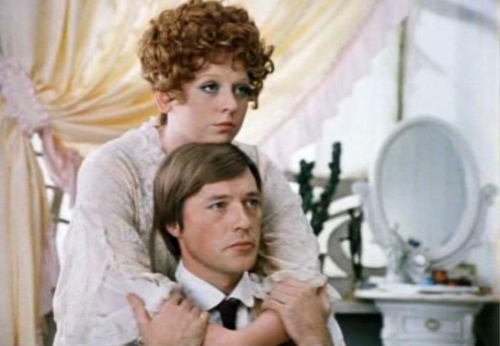 Кадр из фильма *Не может быть!*, 1975 | Фото: kino-teatr.ru Кадр из фильма *Не может быть!*, 1975 | Фото: kino-teatr.ru