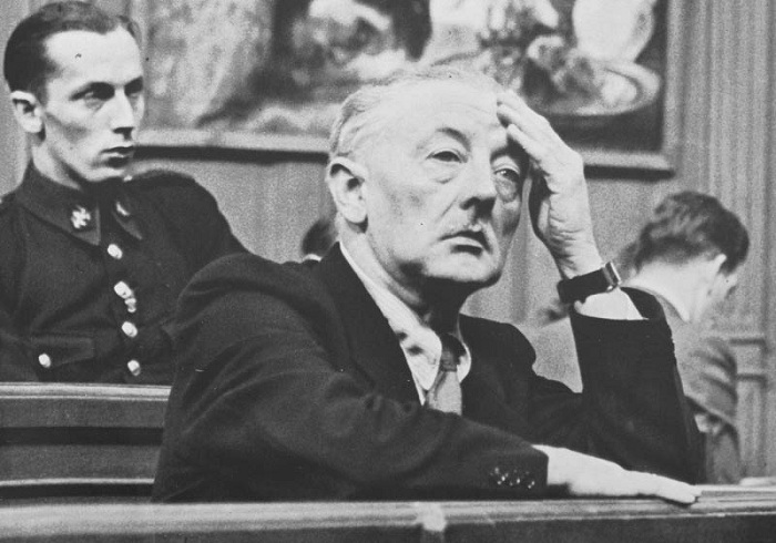 Хенрикус Антониус ван Меегерен в зале суда. Хенрикус Антониус ван Меегерен в зале суда.