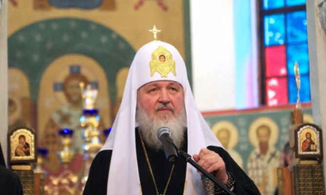Кирилл пригрозил пенсией Патриарх Кирилл