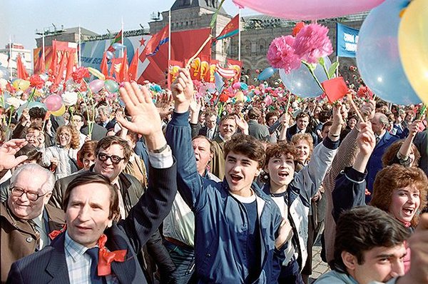 Благодаря СССР у многих из нас есть свое жилье. Квартиру в Москве раньше можно было получить на работе. Сейчас это звучит как анекдот