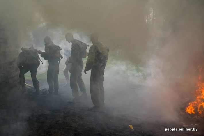 Репортаж с полигона, где спецназовцы сражаются за краповый берет репортаж, с полигона, спецназовцы, сражаются, за краповый берет