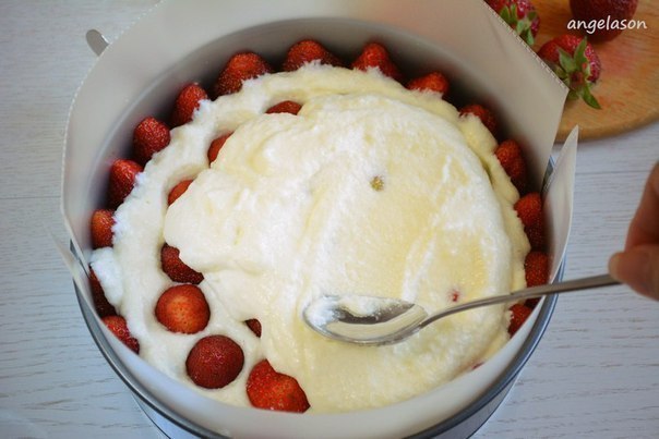 klubnichnyj_tort_fraisier_etot_recept_stoit_deneg__nashakuhnia_ru-6