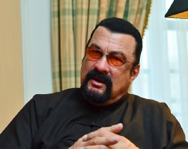 Стивен Сигал рассказал о жизни в России Стивен Сигал рассказал о жизни в России