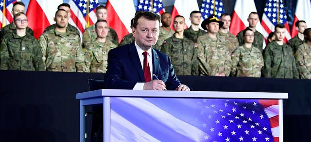 Польша подписала соглашение о приобретении первого дивизиона американской ракетной системы HIMARS