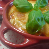 Запечённый томатный суп с яйцом и сыром