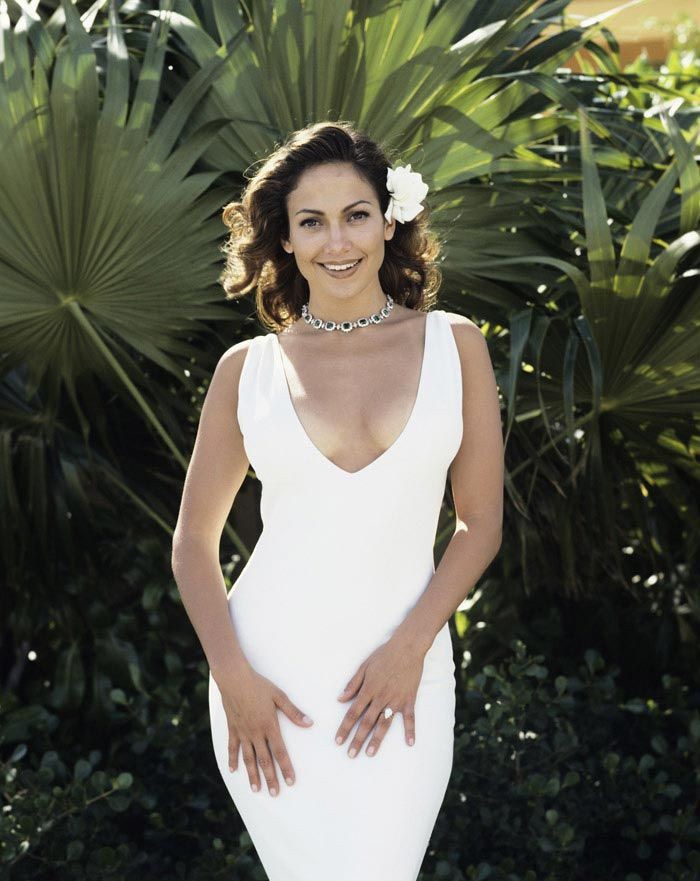 Дженнифер Лопес в фотосессии 1998 года для журнала Vanity Fair (10 фото) Дженнифер Лопес в фотосессии 1998 года для журнала Vanity Fair (10 фото)