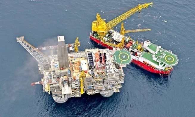 США лишают Россию доступа к огромным запасам нефти США лишают Россию доступа к огромным запасам нефти