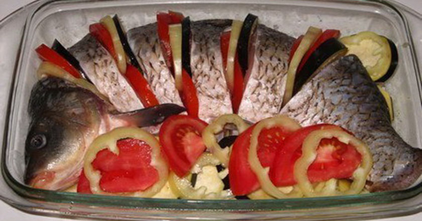 скумбрия с овощами