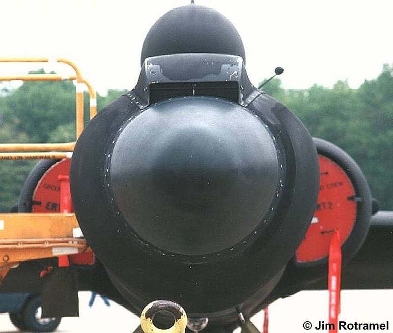 Леди-дракон. U-2 парит в небесах Леди-дракон. U-2 парит в небесах