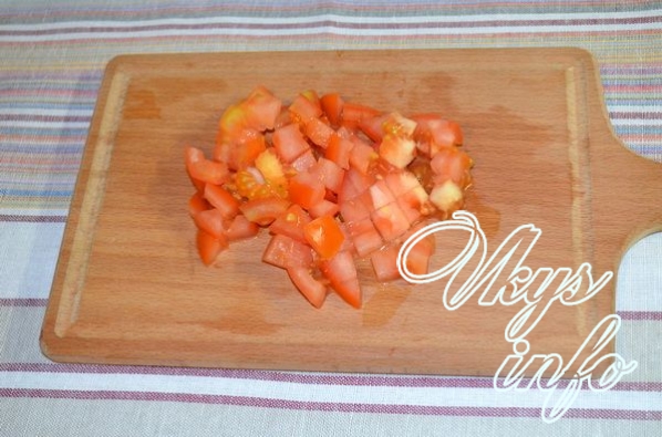salat s krabkami pomidorami i syrom 4 salat s krabkami pomidorami i syrom 4