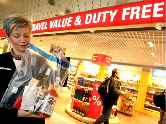 650203264-duty-free-shop_9