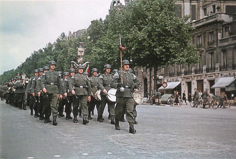 «Париж в оккупации 1941-44г». (Такая разная война. 48 фото) «Париж в оккупации 1941-44г». (Такая разная война. 48 фото)