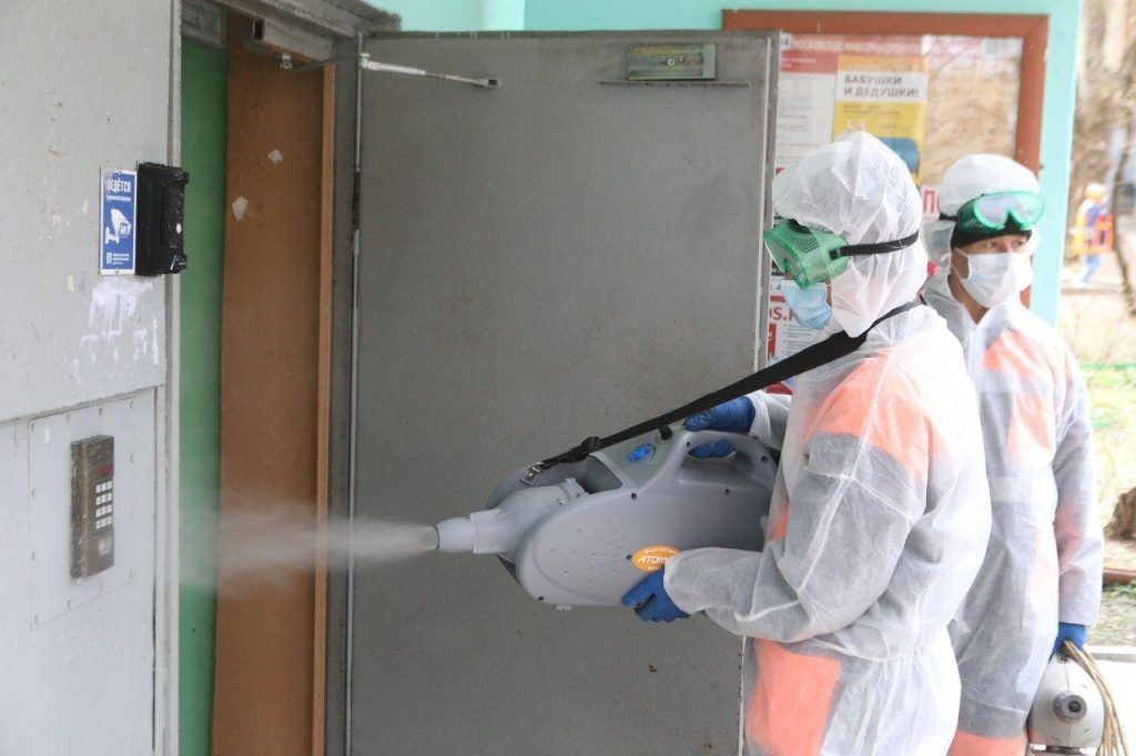 Ежедневную дезинфекцию подъездов в Алтуфьеве продлили ещё на месяц