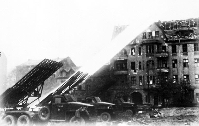 Мультатули Петр: В тот день когда взяли Берлин и фотографии Берлина 1945 Мультатули Петр: В тот день когда взяли Берлин и фотографии Берлина 1945