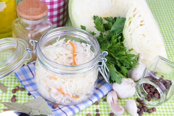 4 способа замариновать капусту - быстро, дешево, вкусно! 4 способа замариновать капусту - быстро, дешево, вкусно!
