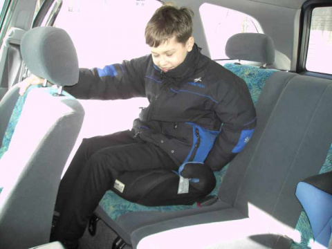 Правила перевозки детей в авто надо изменить