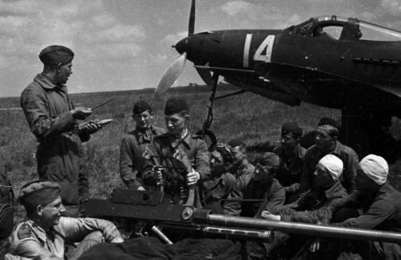Редкие снимки Великой Отечественной войны (38 фото) Редкие снимки Великой Отечественной войны (38 фото)