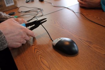 Как удлинить шнур зарядного устройства своими руками