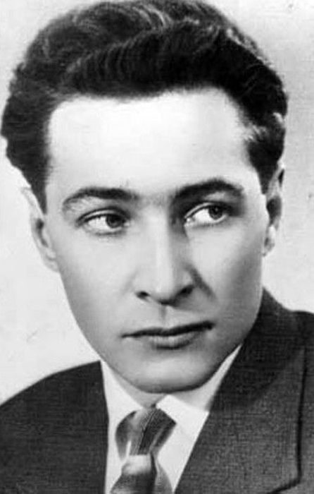 Три женщины и одно счастье Вячеслава Тихонова