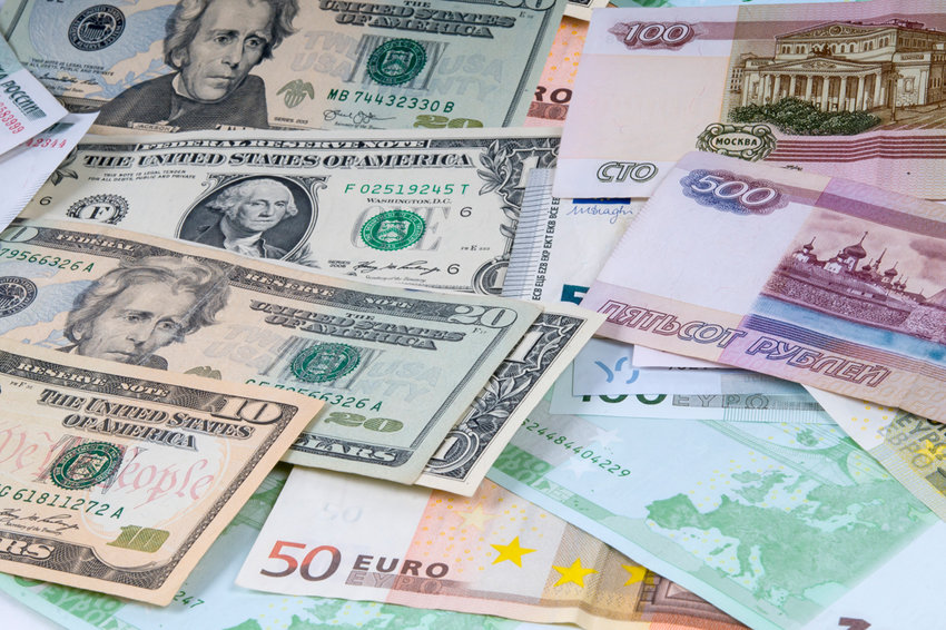 Что лучше покупать доллары или евро в 2018 году Что лучше покупать доллары или евро в 2018 году