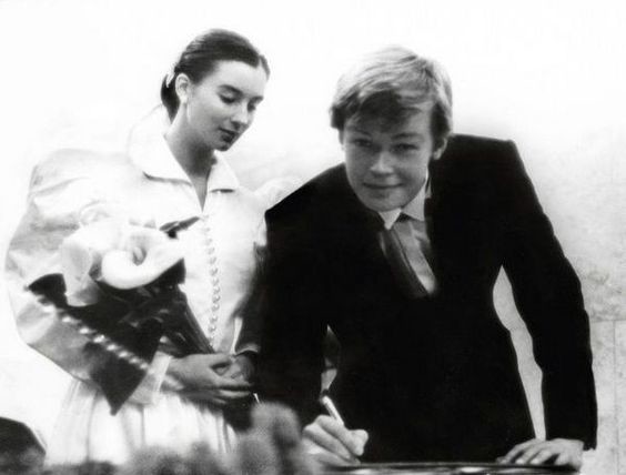6. Екатерина и Александр Стриженовы (ведущие) 6. Екатерина и Александр Стриженовы (ведущие) СССР, свадьбы