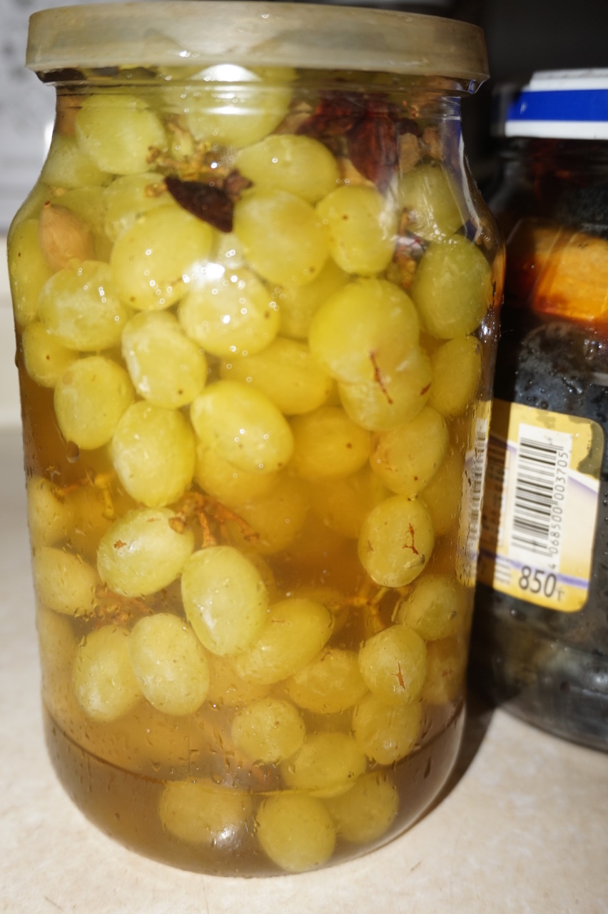 Вишня маринованная Вишня маринованная