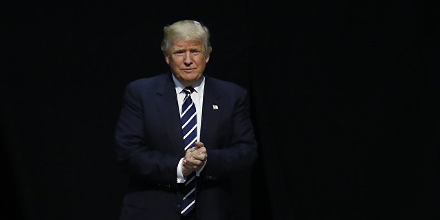 Трамп назвал охотой на ведьм информацию CNN о сборе Россией компромата на него