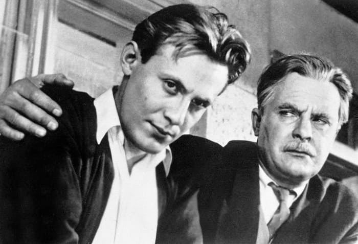 Юрий Соломин в фильме *Бессонная ночь*, 1960 | Фото: kino-teatr.ru Юрию Соломину – 85: Чего поклонники до сих пор не знают о знаменитом актере