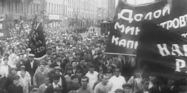 Репертуар советских кинотеатров в «ноябрьские праздники» Репертуар советских кинотеатров в «ноябрьские праздники»