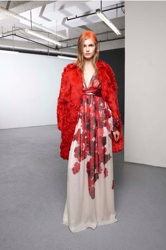 Бренд Giambattista Valli представил новую pre-fall коллекцию | галерея [1] фото [2]