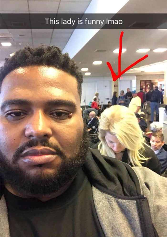 racist-woman-boarding-flight-meet-emmit-walker (13)