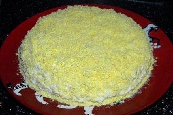 Слоеный салат «Нежная курочка» Слоеный салат «Нежная курочка»