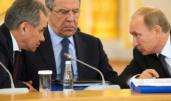 Рейтинг доверия россиян среди политиков возглавили Путин, Шойгу и Лавров