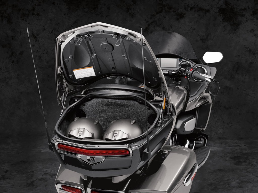 Новый круизер Yamaha Star Venture 2018