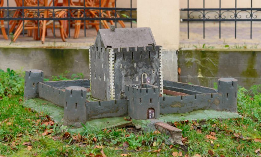 миниатюра, Украина, замок, пямятник