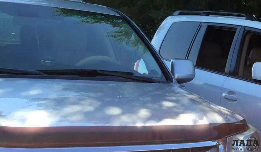 Вознаграждение в два млн тенге обещает житель Актау за информацию об угнанном внедорожнике