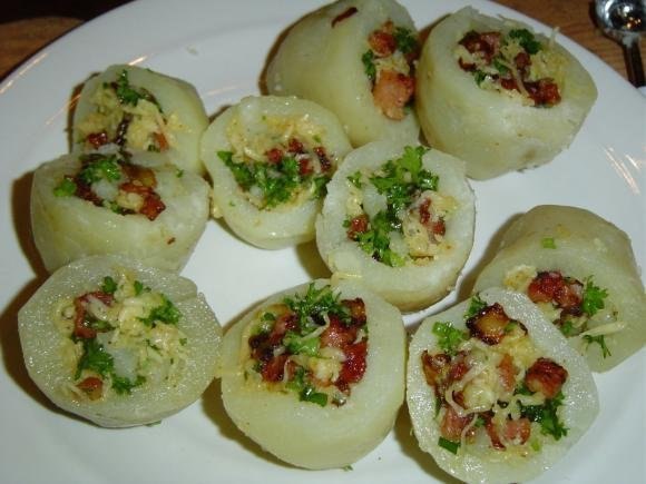 Картофель с начинкой: круче не бывает! Картофель с начинкой: круче не бывает!