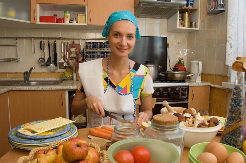 Русские женщины успевают и работать, и заниматься семьей Немцы назвали российских женщин "сильным полом"