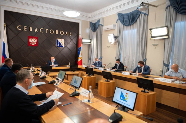 Михаил Развожаев поднял вопрос о дальнейшей судьбе проблемных домов