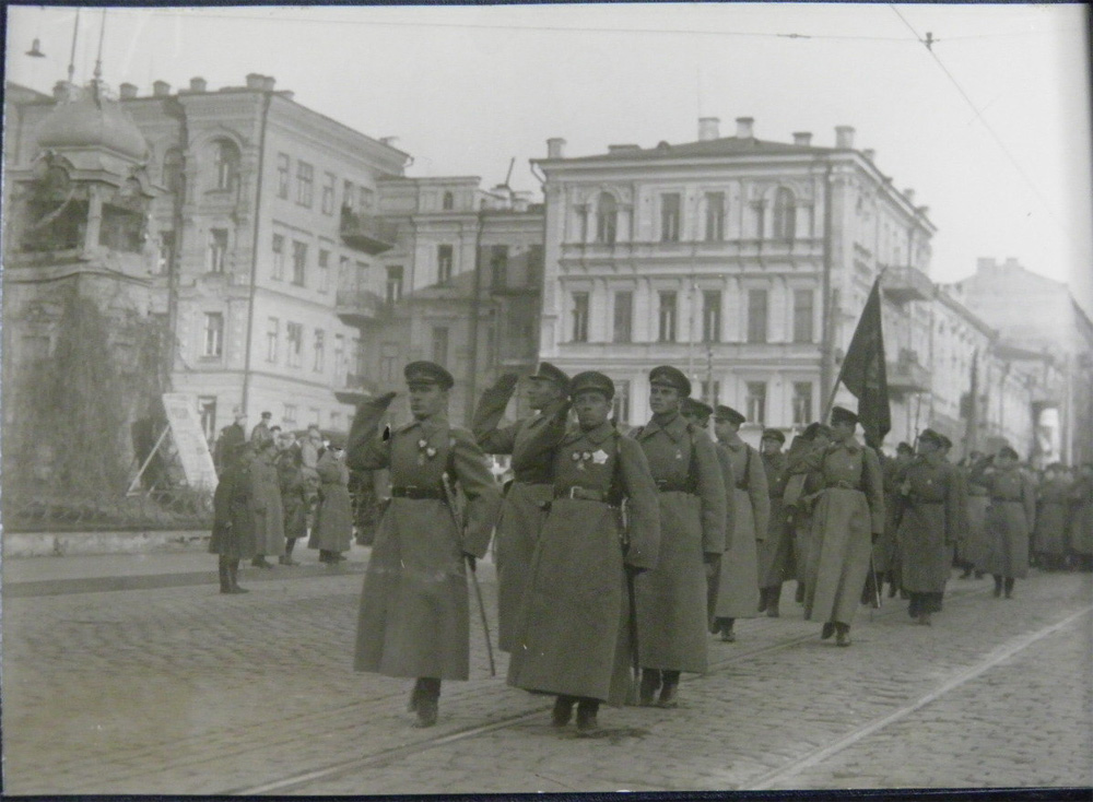 Киевские фотографии Г. И. Угриновича, 1930-1949 гг. ( не для впечатлительных )